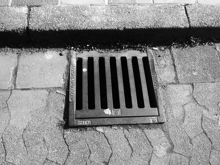 Storm-grate-on-city-street